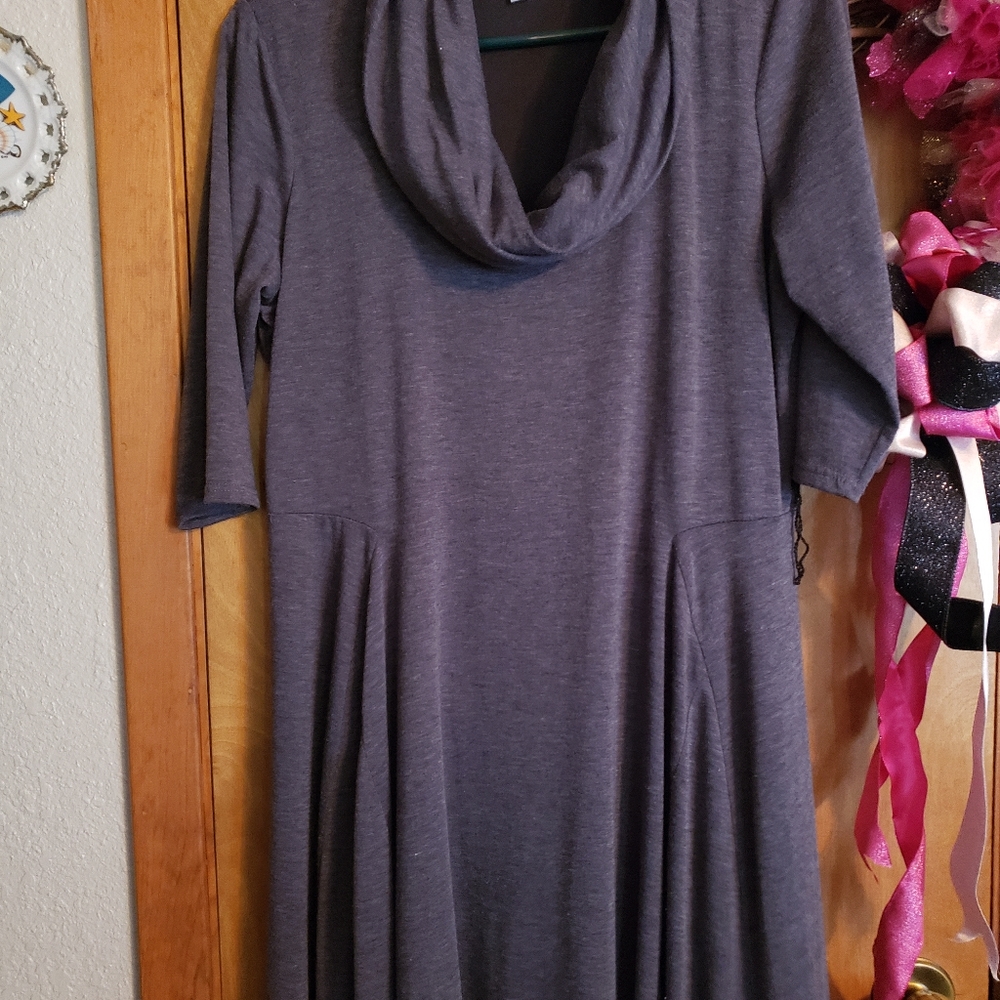 Gray 3/4 sleeve  handkerchief dress Size Med-10/12